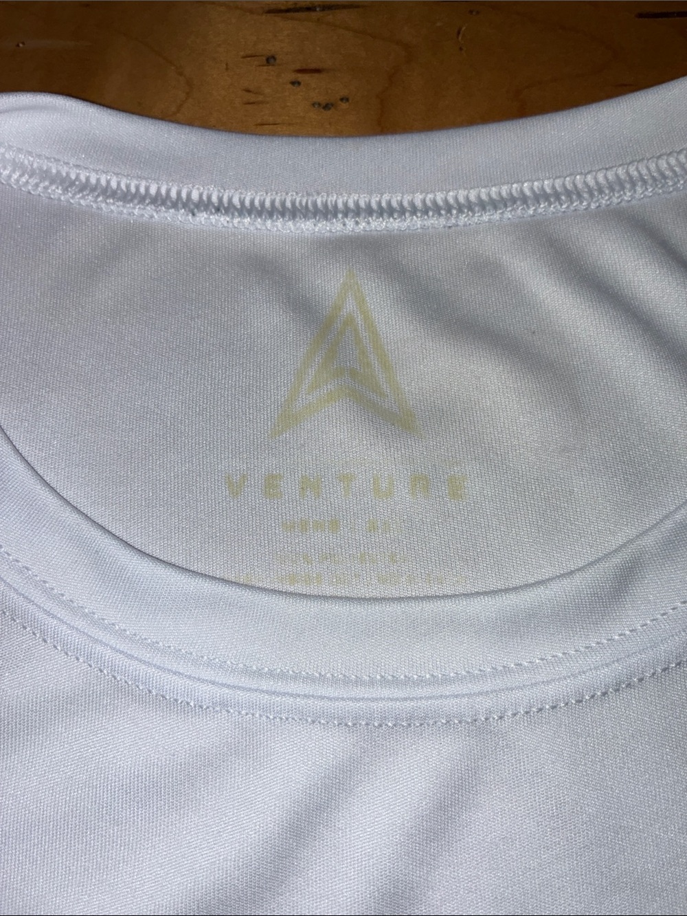 VENTURE (GUC) The Beach Tiki Bar Logo White Short-Sleeve Crew Tee, Size XXL. - Picture 5 of 7